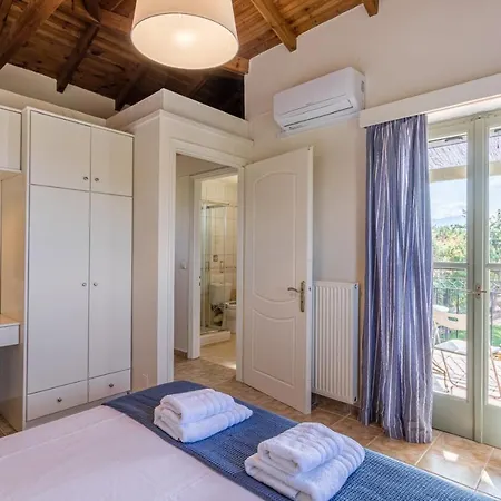 Lithos Villas Stoúpa