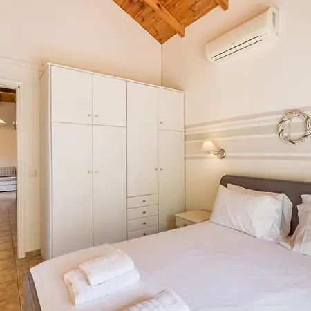 Villa Lithos Villas Stoúpa