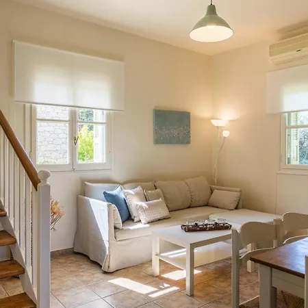 Villa Lithos Villas *