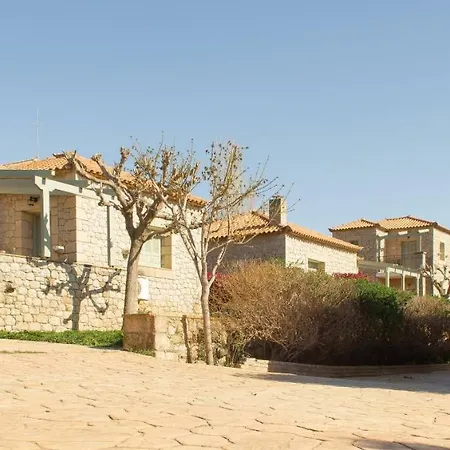 Villa Lithos Villas *